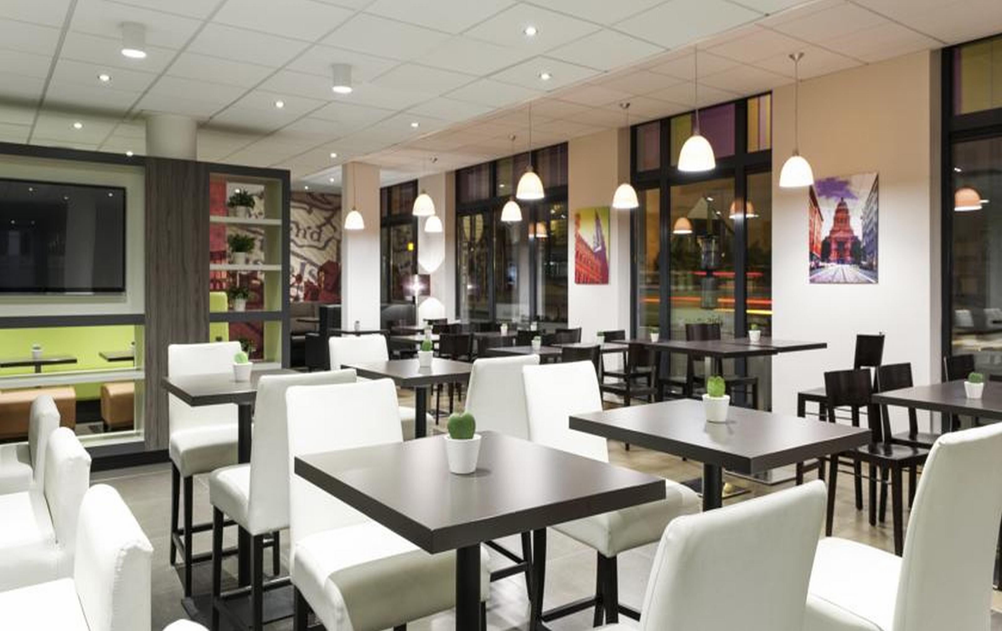 Ibis Styles Hotel Brussels Centre Stephanie Saint-Gilles Exterior photo
