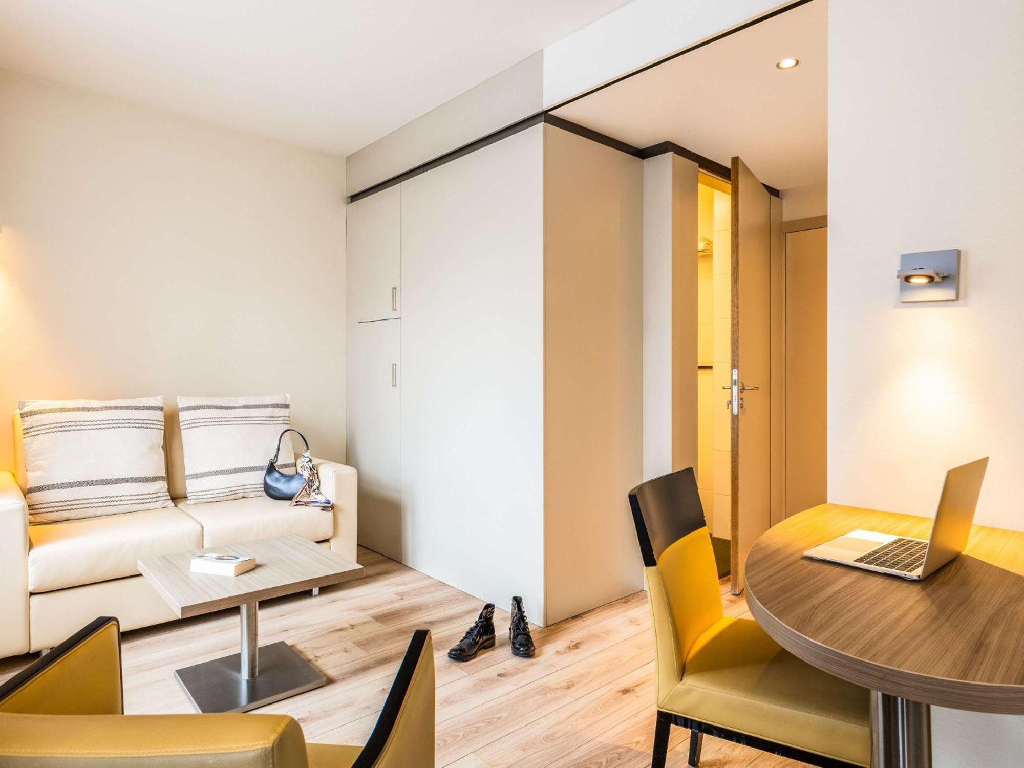 Ibis Styles Hotel Brussels Centre Stephanie Saint-Gilles Exterior photo