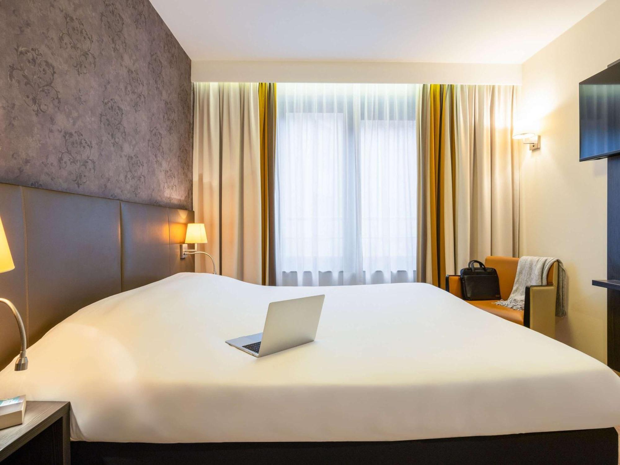 Ibis Styles Hotel Brussels Centre Stephanie Saint-Gilles Exterior photo
