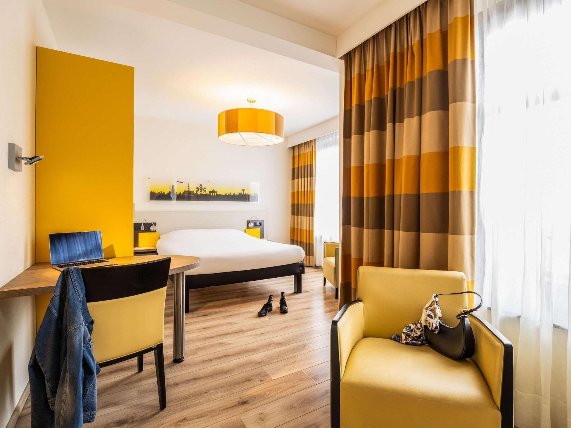 Ibis Styles Hotel Brussels Centre Stephanie Saint-Gilles Exterior photo